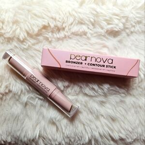 Pear Nova Bronzer & Contour Stick Medium